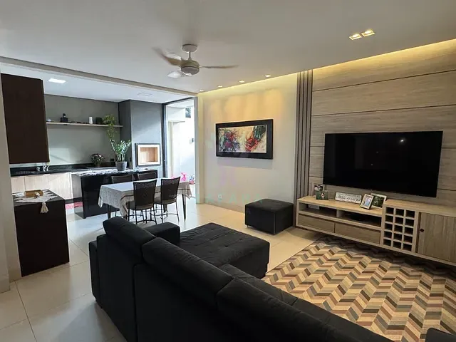 Sobrado com 180m² 3 quartos e 5 banheiros, à venda, no bairro Vila Nascente em Campo Grande