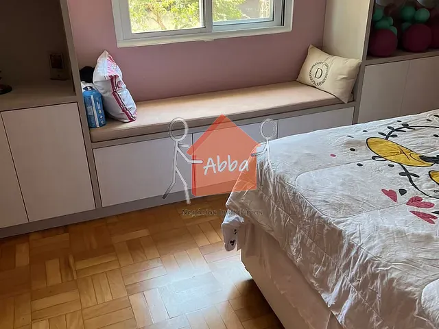 Sobrado com 250m² 3 quartos e 4 banheiros, à venda, no bairro Vila Alexandria em São Paulo