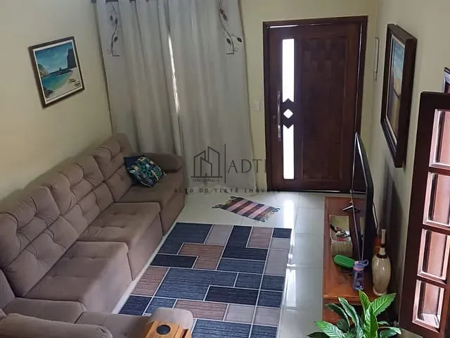 Sobrado 3 quartos e 3 banheiros, à venda, no bairro Vila Oliveira em Mogi das Cruzes