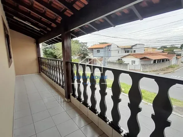 Sobrado com 231m² 4 quartos e 5 banheiros, à venda, no bairro Conjunto Habitacional Terra dos Ipês I (Sul) em Pindamonhangaba
