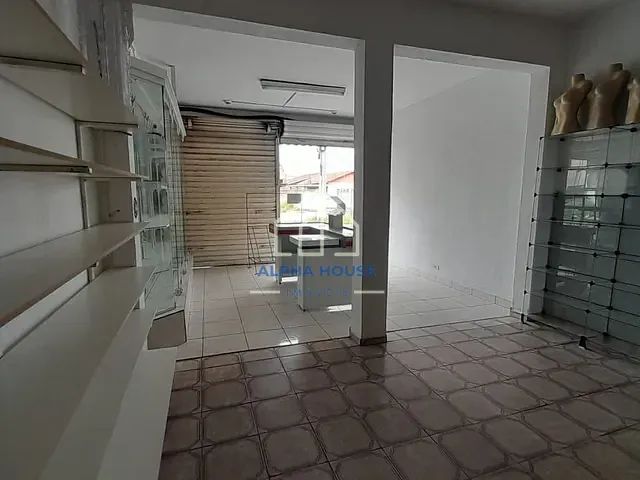 Sobrado com 231m² 4 quartos e 5 banheiros, à venda, no bairro Conjunto Habitacional Terra dos Ipês I (Sul) em Pindamonhangaba