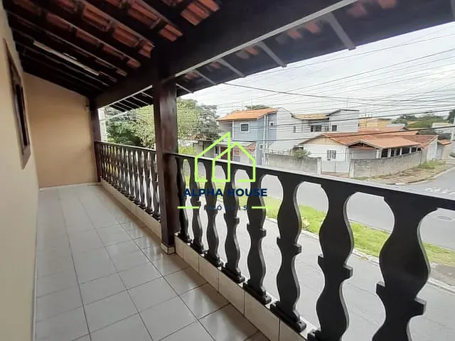 Sobrado com 231m² 4 quartos e 5 banheiros, à venda, no bairro Conjunto Habitacional Terra dos Ipês I (Sul) em Pindamonhangaba