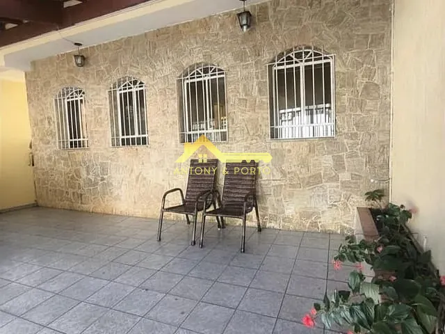 Sobrado 3 quartos e 3 banheiros, à venda, no bairro Jardim Vila Galvão em Guarulhos