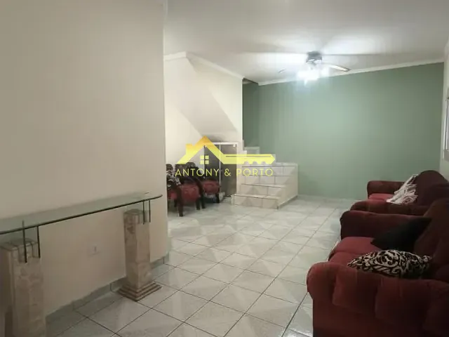 Sobrado 3 quartos e 3 banheiros, à venda, no bairro Jardim Vila Galvão em Guarulhos