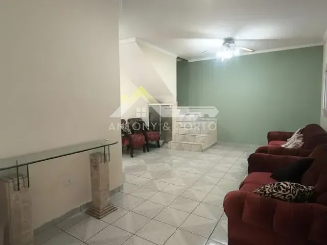 Sobrado 3 quartos e 3 banheiros, à venda, no bairro Jardim Vila Galvão em Guarulhos