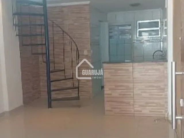 Sobrado 2 quartos e 1 banheiro, à venda, no bairro Jardim Boa Esperança (Vicente de Carvalho) em Guarujá