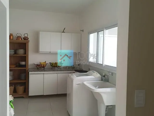 Sobrado com 360m² 4 quartos e 5 banheiros, para alugar, no bairro Cj Res Espl Do Sol em São José dos Campos