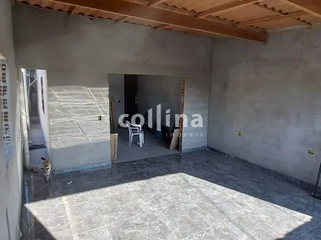 Sobrado com 320m² 5 quartos e 3 banheiros, à venda, no bairro Parque Jandaia em Carapicuíba