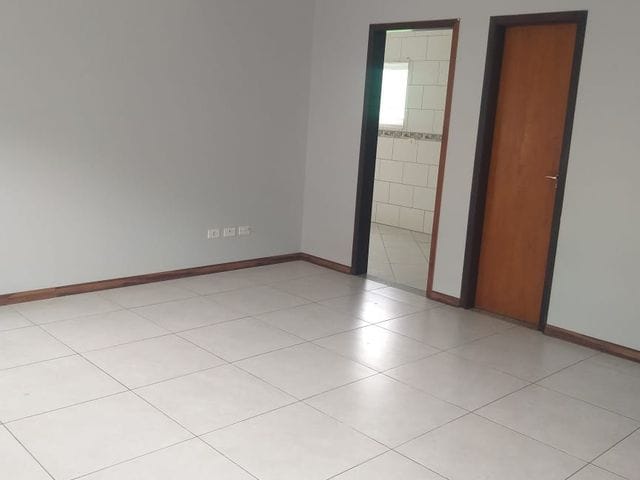 Foto do Sobrado - Sobrado para locação, Xaxim, Curitiba, PR | Haas Imóveis
