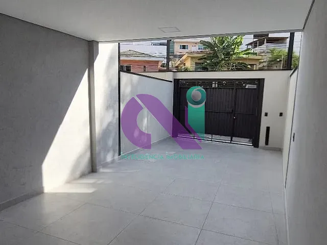 Sobrado com 126m² 3 quartos e 2 banheiros, à venda, no bairro Bela Vista em Osasco