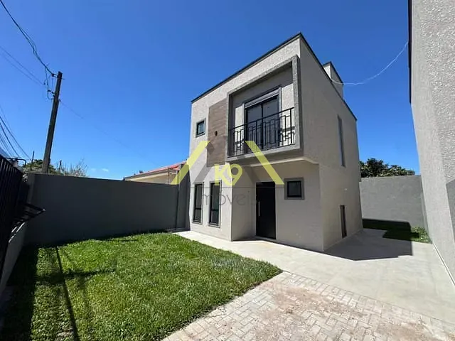 Sobrado com 150m² 3 quartos e 3 banheiros, à venda, no bairro Guaraituba em Colombo