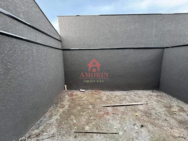 Sobrado com 145m² 3 quartos e 4 banheiros, à venda, no bairro Fazendinha em Curitiba