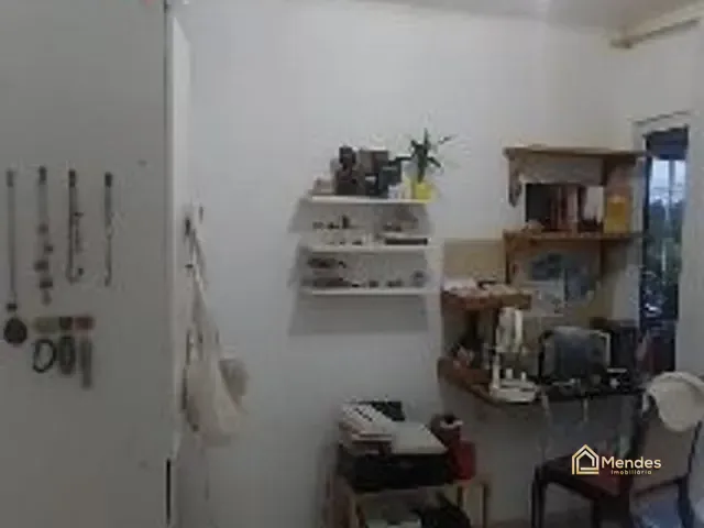 Sobrado com 220m² 5 quartos e 2 banheiros, à venda, no bairro Sítio Cercado em Curitiba