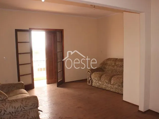 Sobrado com 200m² 2 quartos e 1 banheiro, para alugar, no bairro Jardim São Francisco em Santa Bárbara D'Oeste