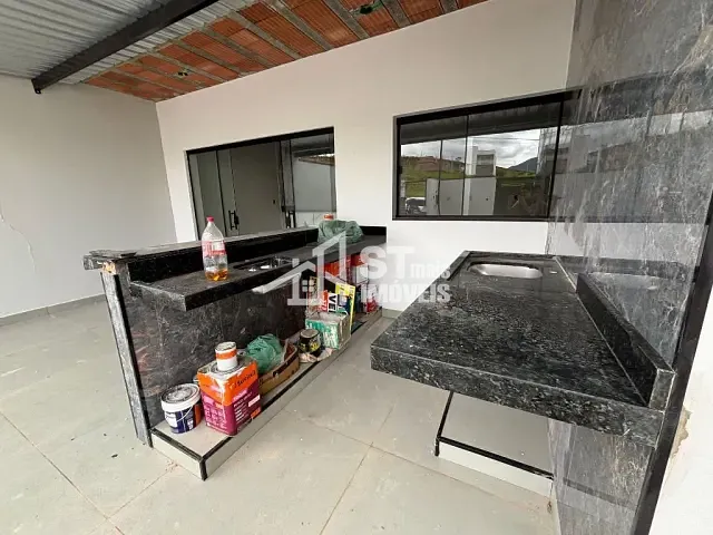 Sobrado com 160m² 2 quartos e 2 banheiros, à venda, no bairro Jardim Heloisa em Andradas