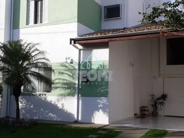 Casa com 180m² 3 quartos e 2 banheiros, à venda, no bairro Piracangaguá em Taubaté
