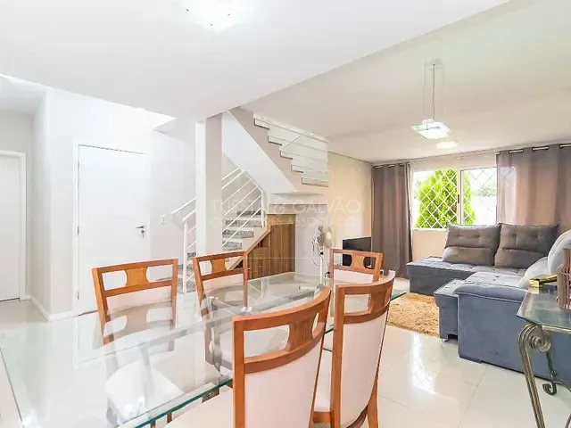 Sobrado com 134m² 3 quartos e 3 banheiros, à venda, no bairro Boqueirão em Curitiba