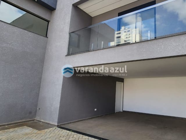 Sobrado 3 quartos e 4 banheiros, à venda, no bairro Vila Nova Socorro em Mogi das Cruzes