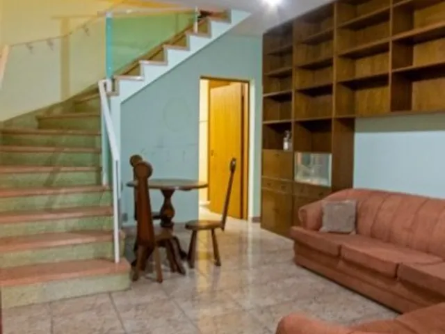 Sobrado 2 quartos e 2 banheiros, à venda ou para alugar, no bairro Jardim em Santo André