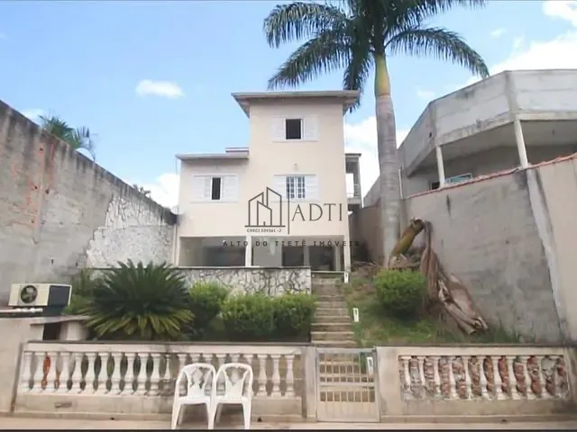 Sobrado com 450m² 4 quartos e 4 banheiros, à venda, no bairro Jardim Fonte Áurea em Poá