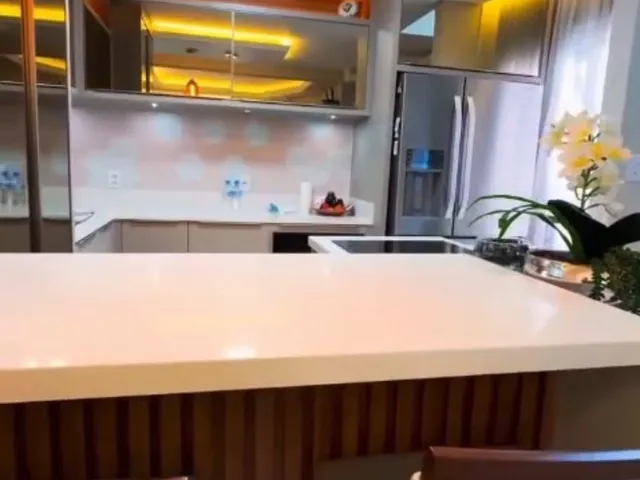 Sobrado 2 quartos e 2 banheiros, à venda, no bairro Cordeiros em Itajaí