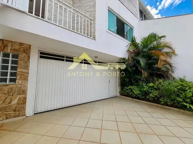 Sobrado 3 quartos e 5 banheiros, à venda, no bairro Vila Rosália em Guarulhos