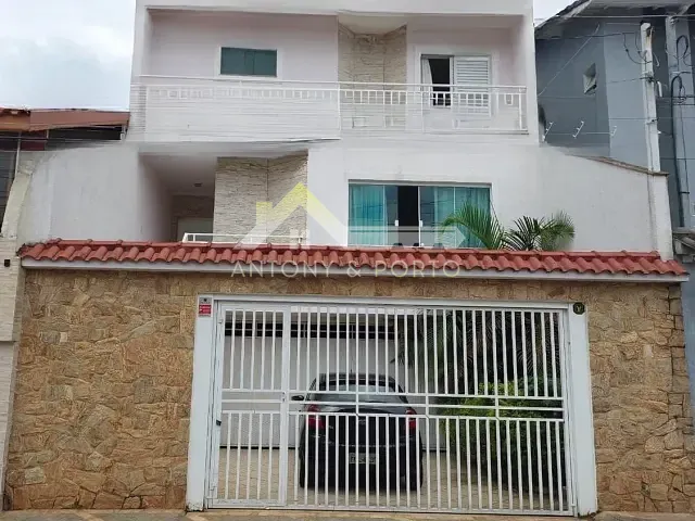 Sobrado 3 quartos e 5 banheiros, à venda, no bairro Vila Rosália em Guarulhos