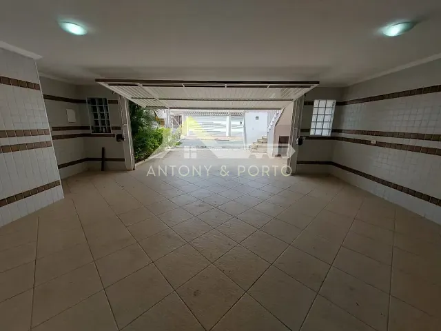 Sobrado 3 quartos e 5 banheiros, à venda, no bairro Vila Rosália em Guarulhos
