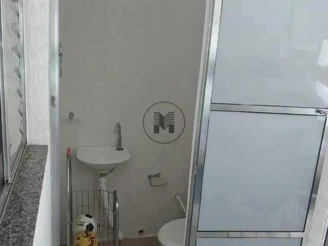 Sobrado 6 quartos e 2 banheiros, à venda, no bairro Jardim Esperanca em Guaratinguetá