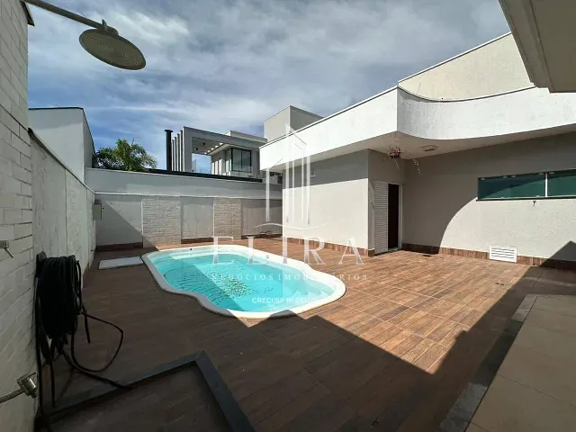Sobrado com 450m² 3 quartos e 4 banheiros, à venda, no bairro Loteamento Residencial Jardim Villagio II em Americana