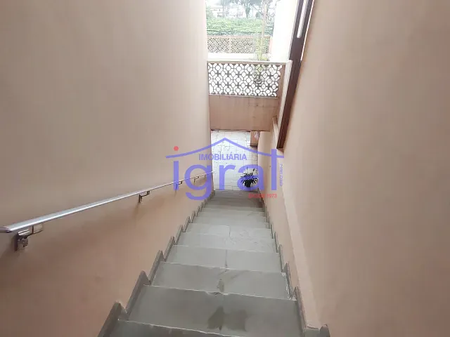 Sobrado 3 quartos e 3 banheiros, à venda ou para alugar, no bairro Vila do Encontro em São Paulo