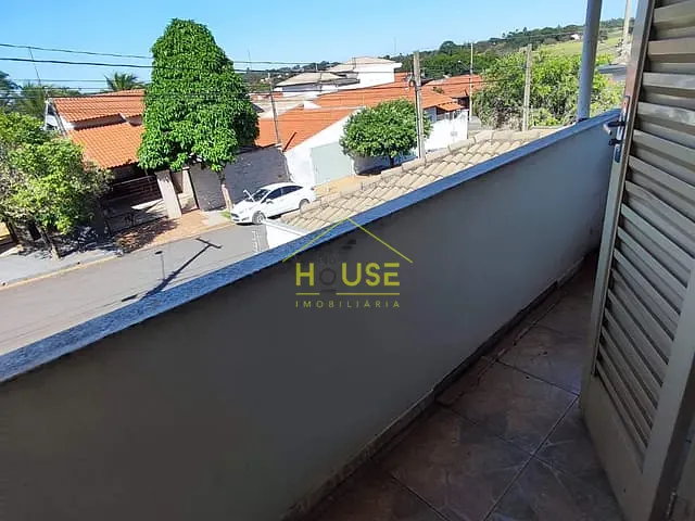 Sobrado com 270m² 3 quartos e 2 banheiros, para alugar, no bairro Chácara Aviação em Votuporanga