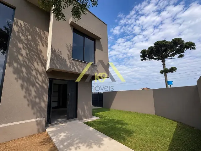 Sobrado com 120m² 3 quartos e 3 banheiros, à venda, no bairro Abranches em Curitiba