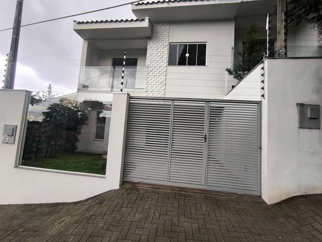 Foto do Sobrado - 3 Sobrados à venda, R.Nagib Daher n.581, 585, 589 - Centro , Apucarana, PR | J. Mareze Imóveis Ltda