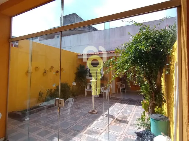 Sobrado com 125m² 2 quartos e 2 banheiros, à venda, no bairro Jardim Rio das Pedras em Cotia