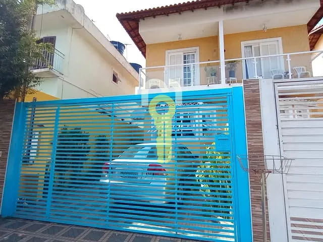 Sobrado com 125m² 2 quartos e 2 banheiros, à venda, no bairro Jardim Rio das Pedras em Cotia