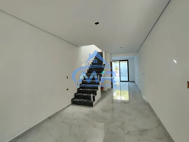 Sobrado com 100m² 3 quartos e 3 banheiros, à venda, no bairro Vila Marieta em São Paulo