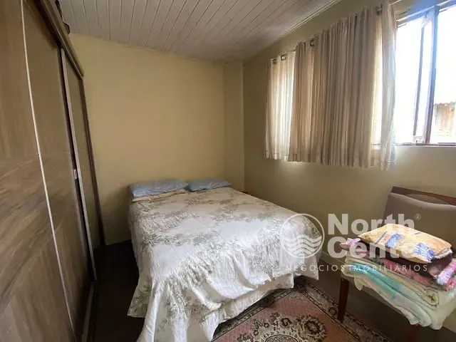 Sobrado com 228m² 1 quarto e 1 banheiro, à venda, no bairro Costeira em Balneário Barra do Sul
