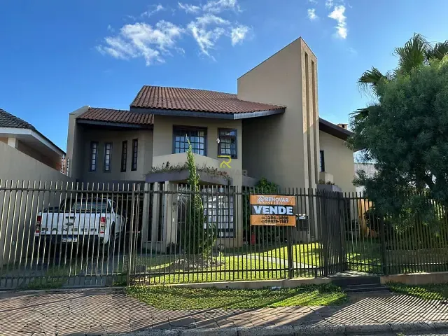 Sobrado com 425m² 4 quartos e 5 banheiros, à venda, no bairro Trianon em Guarapuava