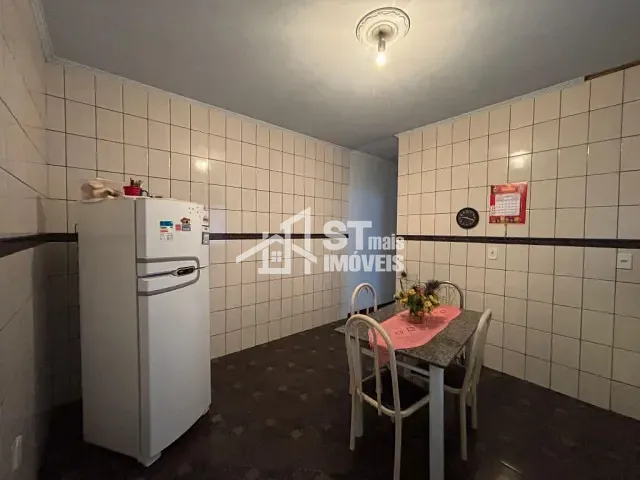 Sobrado com 138m² 4 quartos e 2 banheiros, à venda, no bairro Vila Muterle em Andradas
