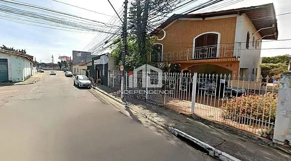 Sobrado, 4 quartos, 211 m² - Foto 1