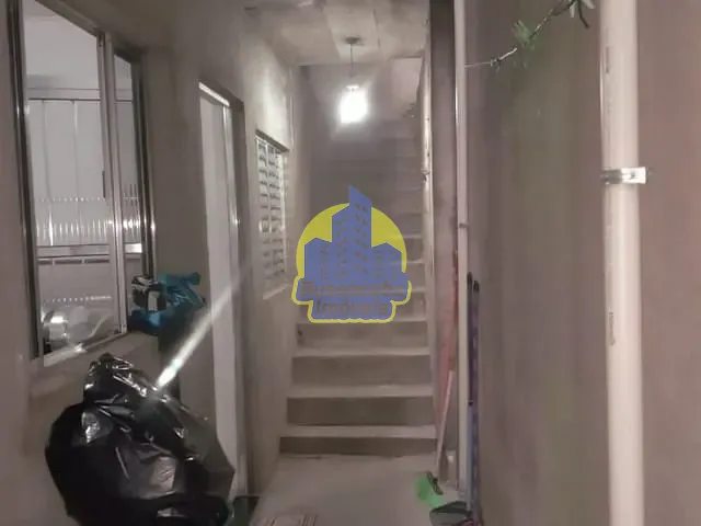 Sobrado com 142m² 6 quartos e 6 banheiros, à venda, no bairro Jardim Maria Beatriz em Carapicuíba