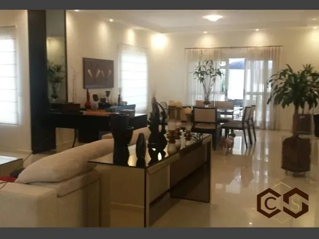 Sobrado com 360m² 3 quartos e 6 banheiros, à venda, no bairro Vila Suíça em Indaiatuba