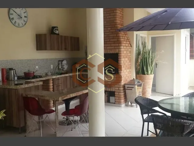 Sobrado com 360m² 3 quartos e 6 banheiros, à venda, no bairro Vila Suíça em Indaiatuba