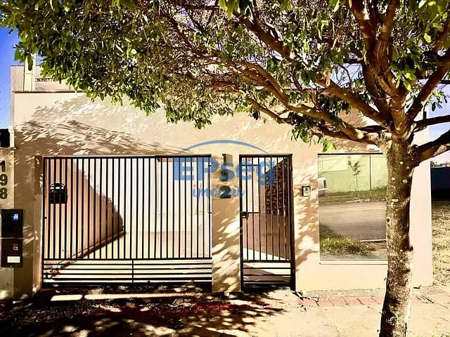 Sobrado com 252m² 3 quartos e 3 banheiros, à venda, no bairro Terras de Santana em Londrina