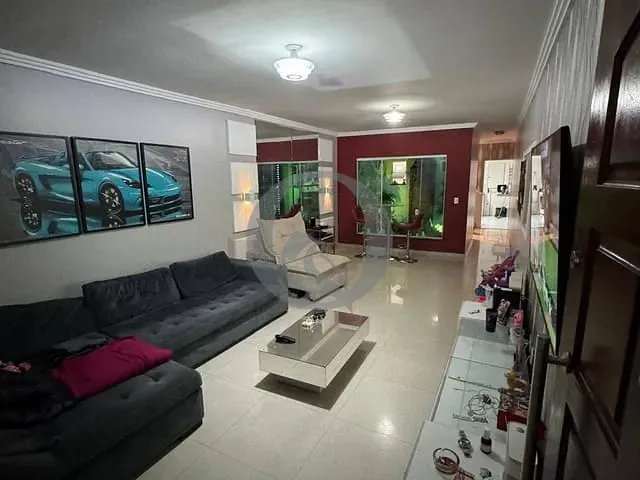 Sobrado 3 quartos e 3 banheiros, à venda, no bairro Vila Alpina em São Paulo