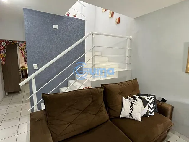 Sobrado com 125m² 2 quartos e 2 banheiros, à venda, no bairro Chácaras Luzia Vicente em Bragança Paulista