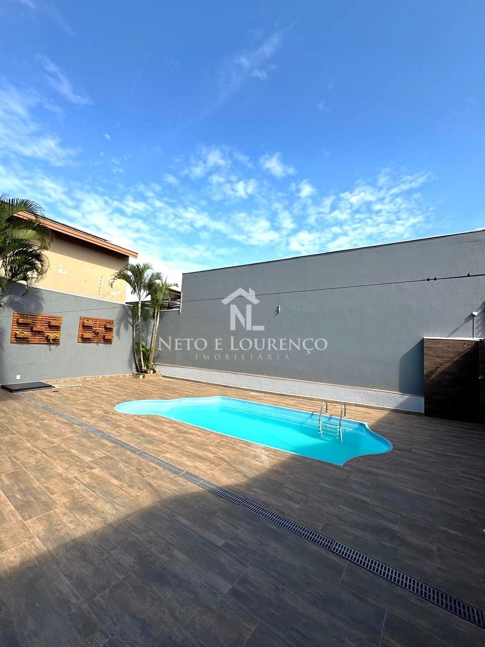 Casa à venda com 3 quartos, 170m² - Foto 4