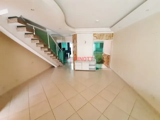 Sobrado 3 quartos e 2 banheiros, à venda, no bairro Parque São Diogo em São Bernardo do Campo