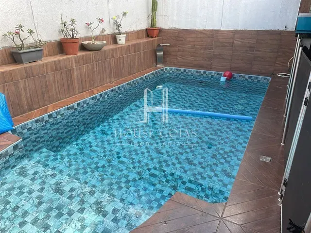 Sobrado com 219m² 3 quartos e 1 banheiro, à venda, no bairro Setor Pedro Ludovico em Goiânia
